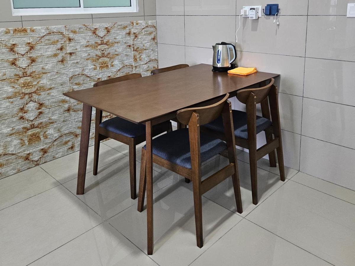 Rest And Relax With Cosy Amber Cove Impression Malacca